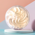 Chantilly de douche exfoliante au Musc blanc